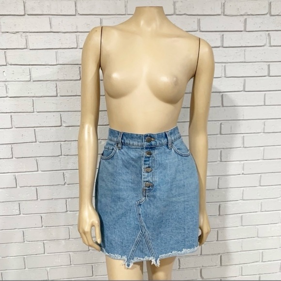 Los Angeles Atelier & Other Stories Raw Edge Denim Mini Skirt - Picture 6 of 9